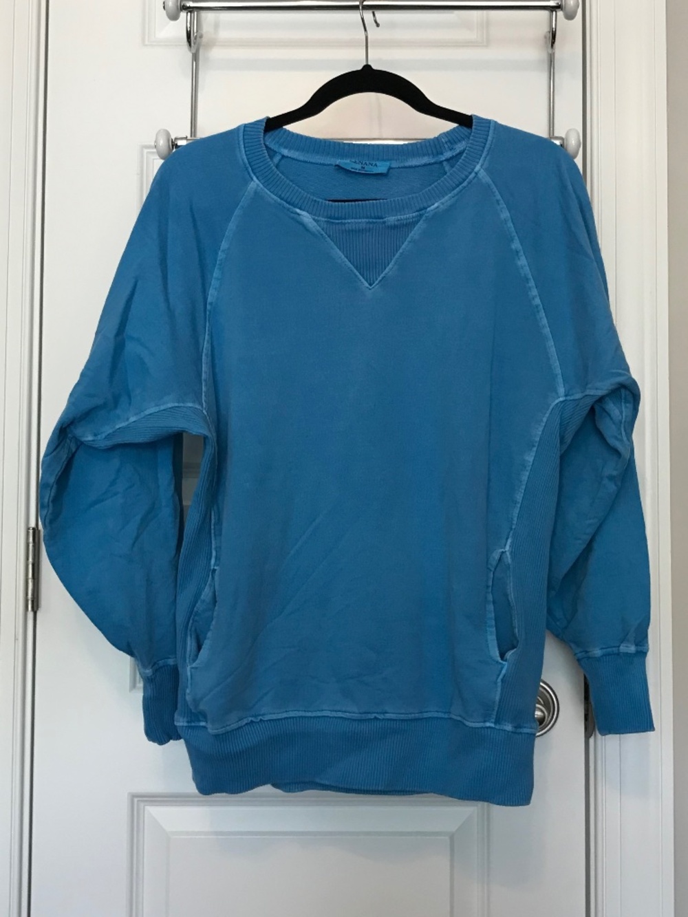 Zenana Caribbean blue long sleeve crewneck sweatshirt with pockets (M)